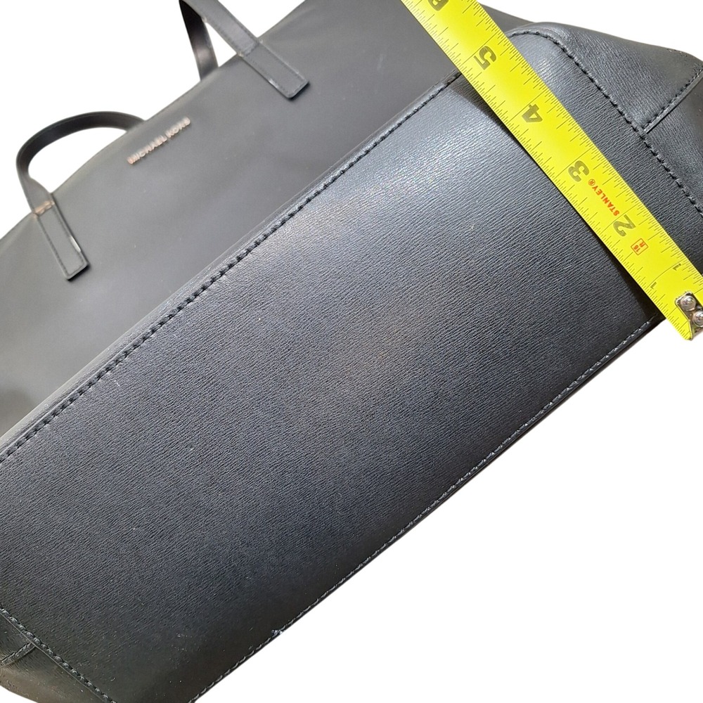 Michael Kors Black Canvas Tote Bag Minimalist Shoulder Bag Silver Logo‎ Designer